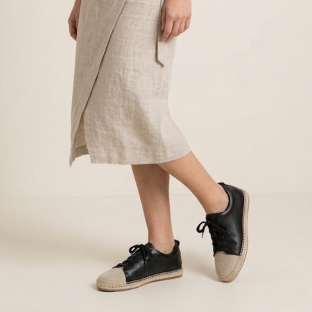 Matt & Nat Lace Up Shoes MAIA Size 8 Vegan Espadrille Runners Black Leather